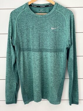 Nike Men's Dri-FIT Long Sleeve Performance Shirt - Green